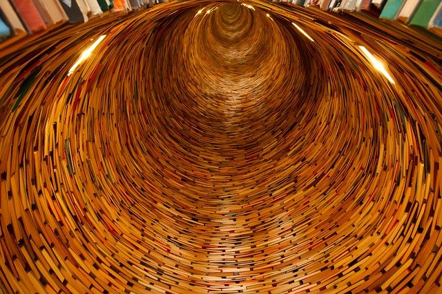 tunel z knih